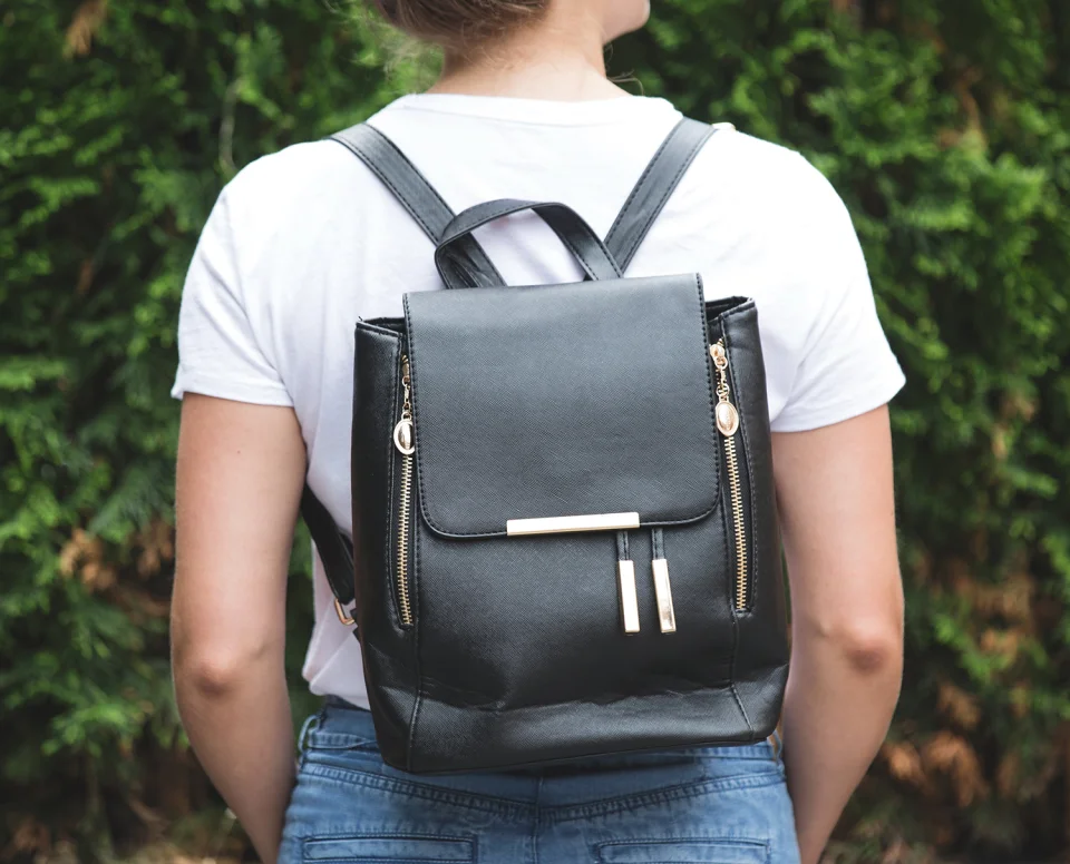 Black gold fashion backpack